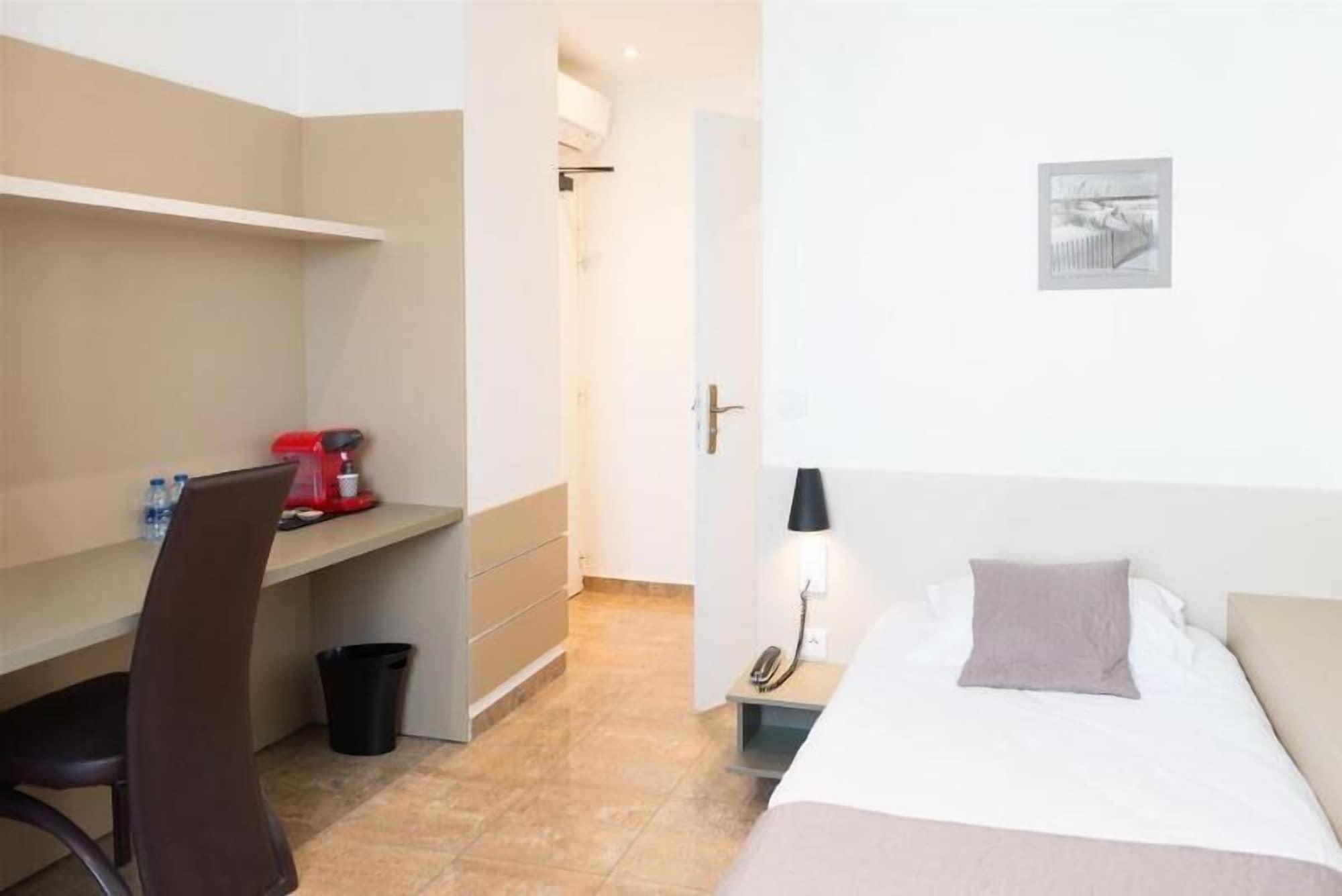 Hotel Le Saint Germain Aulnay-sous-Bois Exterior foto